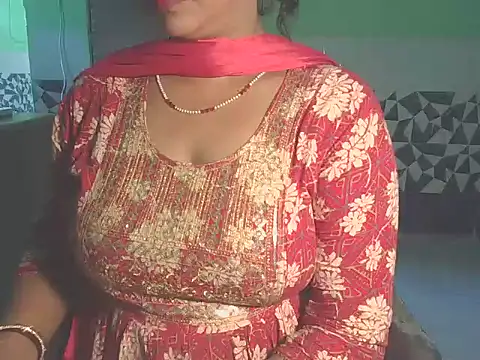 Snapshot of Hotty_Bhabhi1 chatting on May 2026 05:34:02 AM Hotty Bhabhi1 online show from May 2026 05:34:02 AM