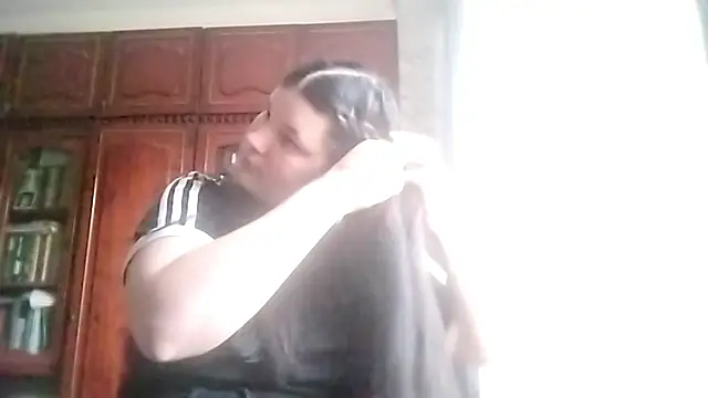 Snapshot of BeatriceMolands chatting on May 2026 04:57:02 PM BeatriceMolands online show from May 2026 04:57:02 PM