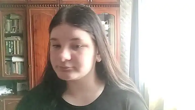 Snapshot of BeatriceMolands chatting on May 2026 01:39:02 PM BeatriceMolands online show from May 2026 01:39:02 PM