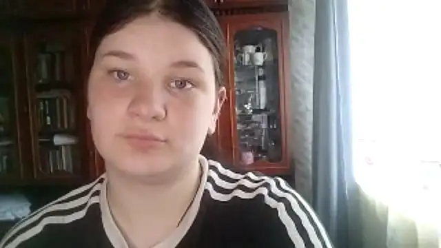 Snapshot of BeatriceMolands chatting on May 2026 10:44:01 AM BeatriceMolands online show from May 2026 10:44:01 AM