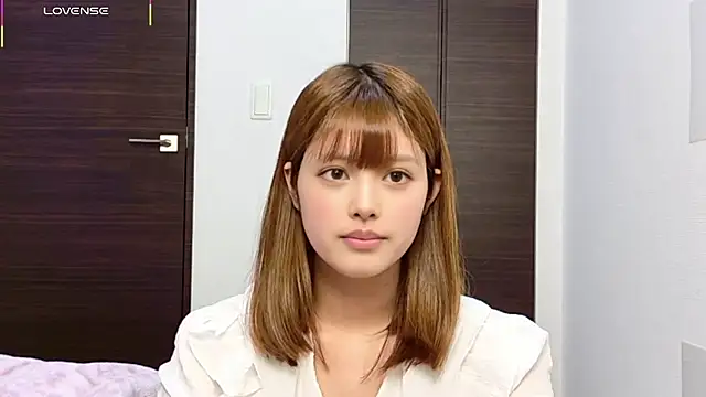 --Kurumi-- online show from May 2026 12:43:01 PM