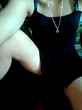Snapshot of Zara-Lina chatting on June 2026 07:03:01 AM Zara-Lina online show from June 2026 07:03:01 AM