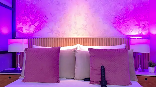 Darcy glow  online show from June 2026 01:48:02 PM