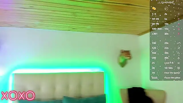 Snapshot of _sasha_miller_ chatting on May 2026 12:32:02 PM sasha miller online show from May 2026 12:32:02 PM