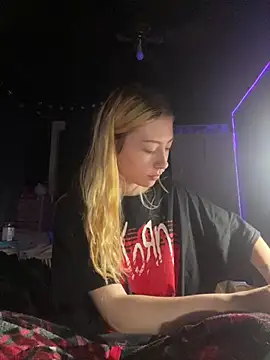 Snapshot of Spoilmedaddy732 chatting on April 2026 08:31:02 PM Spoilmedaddy732 online show from April 2026 08:31:02 PM