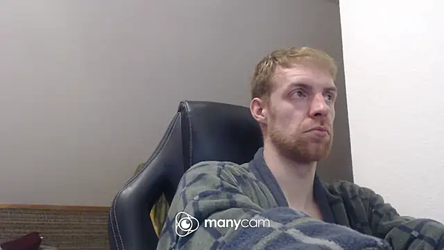 Milkyman7 online show from November 2025 08:20:01 PM