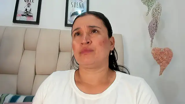Snapshot of anastassiaa_57 chatting on May 2026 10:33:01 AM anastassiaa 57 online show from May 2026 10:33:01 AM