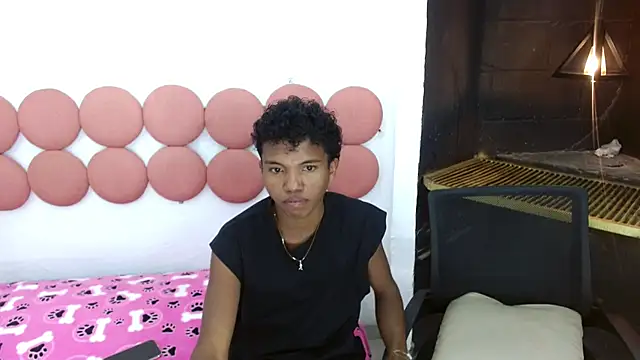 Chris Hott online show from April 2026 02:15:02 AM