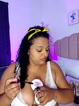 manuboobss online show from April 2026 09:05:01 PM