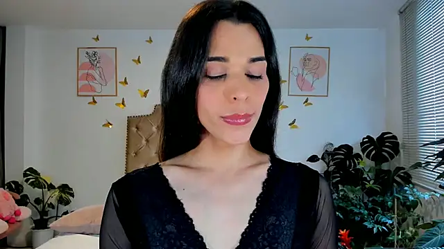 bella grego online show from June 2026 08:23:01 PM