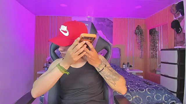 Owen Drake online show from April 2026 03:42:01 AM