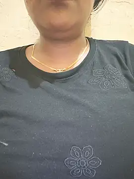 Snapshot of Newragini chatting on May 2026 06:32:03 AM Newragini online show from May 2026 06:32:03 AM