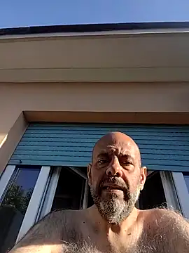 merenda2105 online show from May 2026 04:36:02 PM