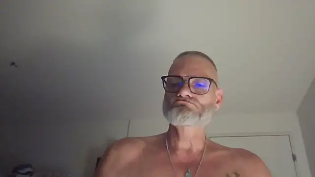 Thomster72 online show from August 2026 09:50:01 PM