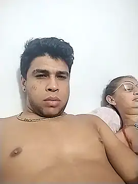 luzydany online show from April 2026 10:56:02 PM