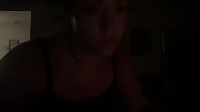 yummymommie7 online show from June 2026 05:09:01 AM