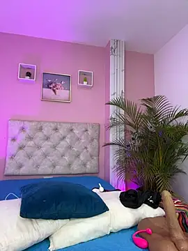 Snapshot of caro_lovings chatting on July 2026 03:44:01 AM caro lovings online show from July 2026 03:44:01 AM