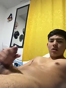 Snapshot of andreves chatting on May 2026 05:35:01 AM andreves online show from May 2026 05:35:01 AM