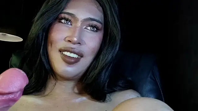prettybushy online show from May 2026 02:53:01 AM