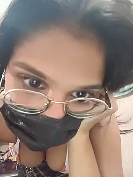 Snapshot of Your_SugarBaby- chatting on May 2026 07:15:01 PM Your SugarBaby- online show from May 2026 07:15:01 PM