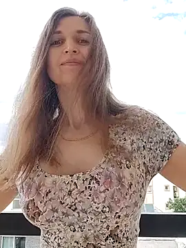 irresistibelle online show from May 2026 11:40:01 AM