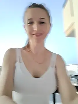Snapshot of irresistibelle chatting on June 2026 05:17:02 PM irresistibelle online show from June 2026 05:17:02 PM
