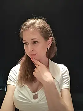 Snapshot of irresistibelle chatting on July 2026 06:47:02 PM irresistibelle online show from July 2026 06:47:02 PM