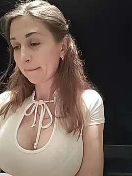 Snapshot of irresistibelle chatting on July 2026 07:56:02 PM irresistibelle online show from July 2026 07:56:02 PM