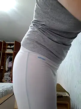 Snapshot of Jeanne_Cynthia chatting on June 2026 07:58:02 AM Jeanne Cynthia online show from June 2026 07:58:02 AM