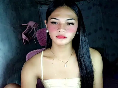 keyshahollic online show from April 2026 04:26:01 AM