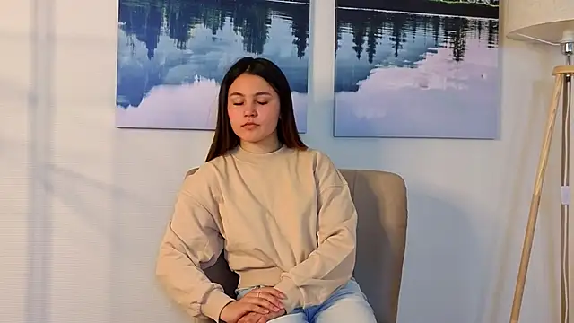 HienPolemeni online show from April 2026 09:37:01 AM