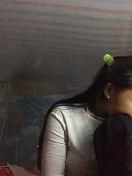 CiCi11xx online show from April 2026 04:10:02 AM