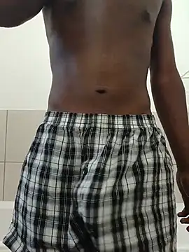 Snapshot of Darkskinned20 chatting on May 2026 06:31:02 AM Darkskinned20 online show from May 2026 06:31:02 AM