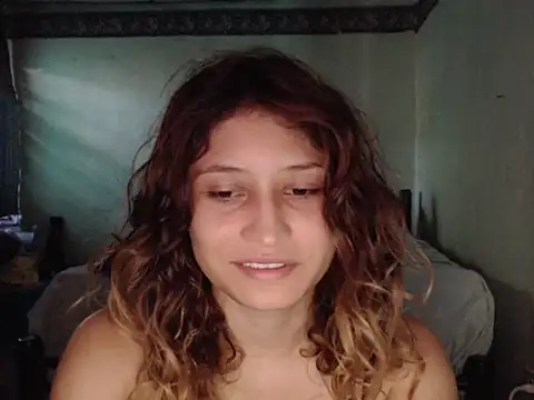 AnnieLorin online show from July 2026 04:05:01 PM