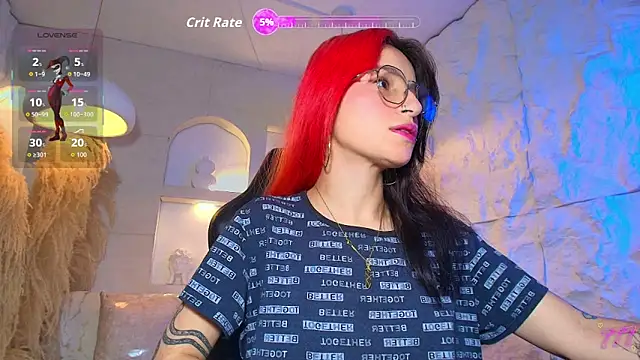 Moon Red r online show from May 2026 12:35:02 PM