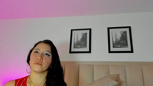 Snapshot of CatalinaSaanz chatting on June 2026 07:01:02 PM CatalinaSaanz online show from June 2026 07:01:02 PM