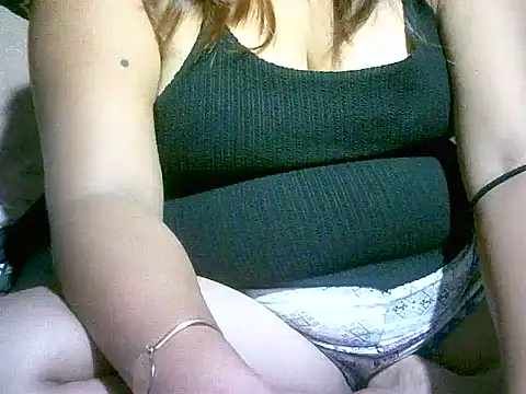 Snapshot of asian_beMhine1 chatting on May 2026 08:18:01 PM asian beMhine1 online show from May 2026 08:18:01 PM