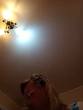 I amVeronicle online show from June 2026 11:11:02 AM