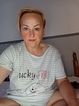 Snapshot of Svetlysvet chatting on July 2026 02:42:02 AM Svetlysvet online show from July 2026 02:42:02 AM