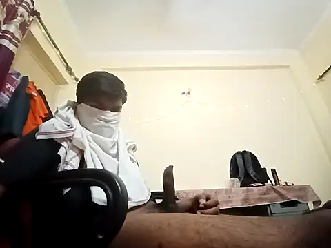 gajodhar20 online show from April 2026 04:50:02 PM