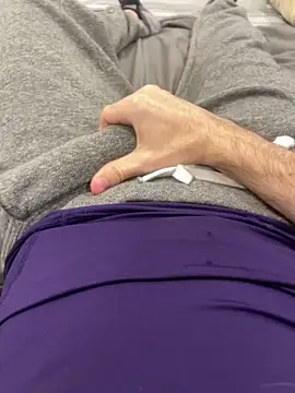 wedoit11 online show from April 2026 02:07:02 PM