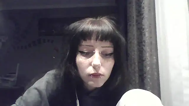 Snapshot of ChargedReign chatting on May 2026 05:06:02 PM ChargedReign online show from May 2026 05:06:02 PM