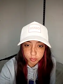 Snapshot of sadashi_moon_ofice chatting on May 2026 01:14:02 AM sadashi moon ofice online show from May 2026 01:14:02 AM