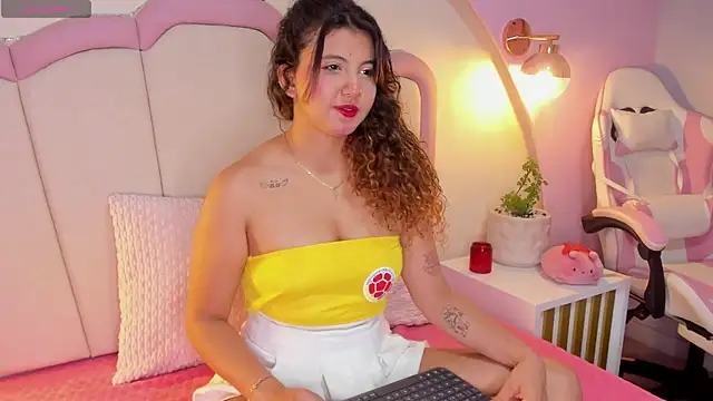 Snapshot of alexa_cutte_ chatting on July 2026 10:43:02 AM alexa cutte online show from July 2026 10:43:02 AM