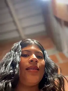 ElahiaMarquez online show from May 2026 04:25:02 PM