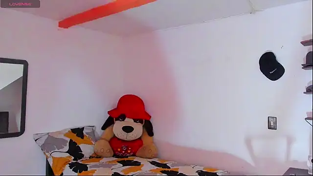 Teo Rave online show from April 2026 06:10:01 PM