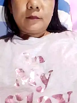 eljhenx online show from June 2026 05:35:01 AM