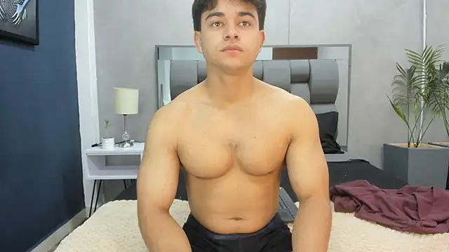 Snapshot of Charlie___Musk chatting on June 2026 11:35:01 AM Charlie Musk online show from June 2026 11:35:01 AM