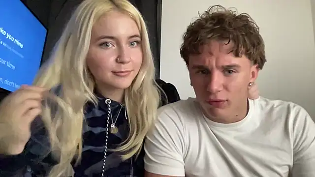 SofiaNLukaBabe online show from June 2026 09:05:02 PM