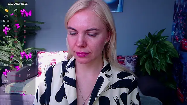 Snapshot of FromRussia chatting on July 2026 01:20:02 AM FromRussia online show from July 2026 01:20:02 AM